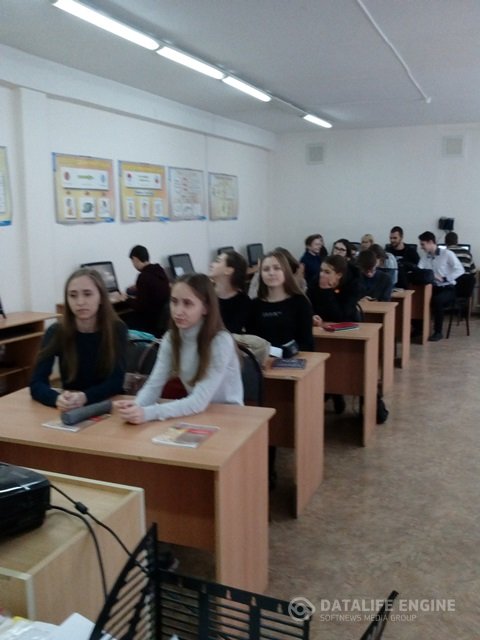 Школа 15 новочеркасск. Школа номер 15 в Новочеркасске фото. Школа номер 15 в Новочеркасске фото все классы.
